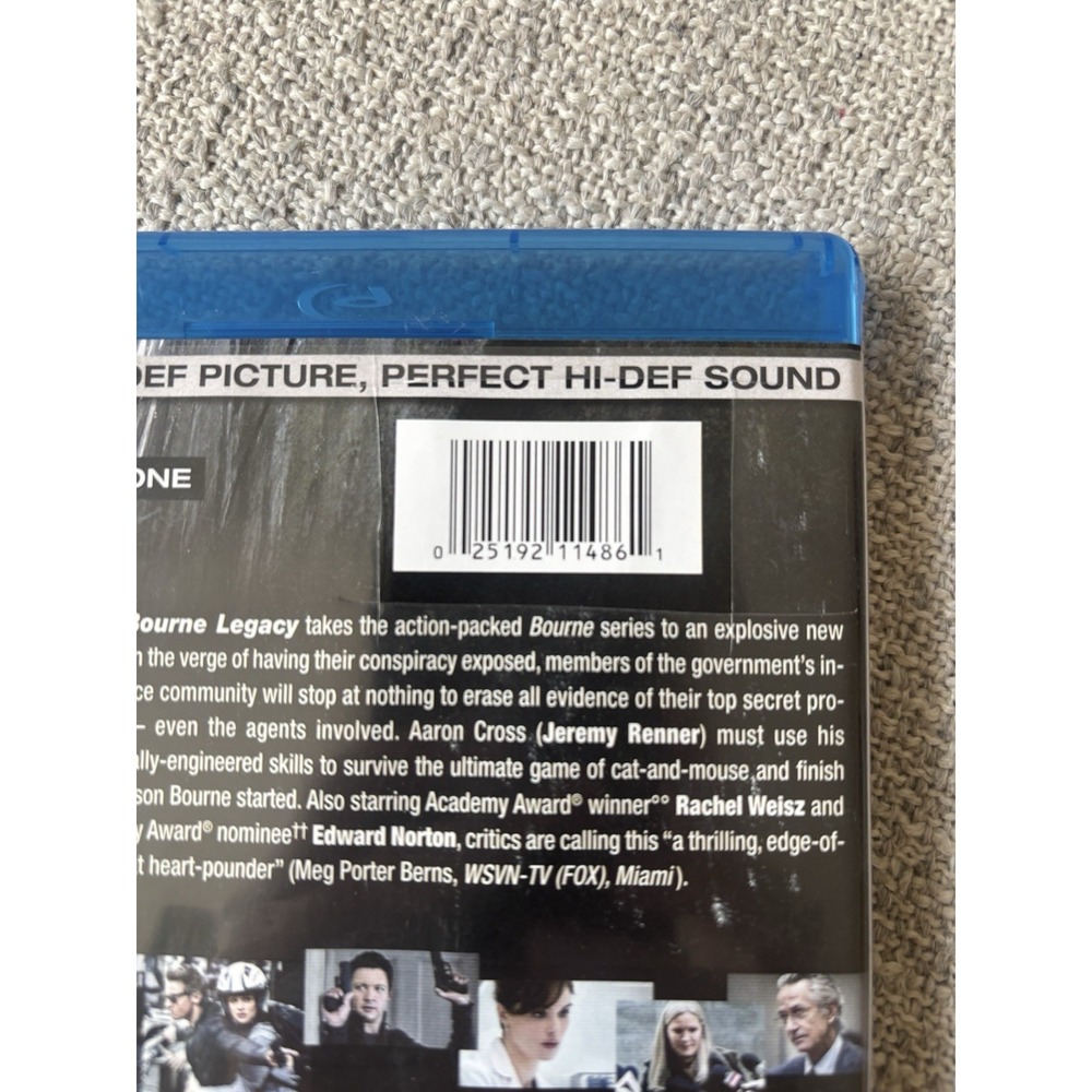 Set of 2 The Bourne Legacy Blu-ray Rental Edition & Jason Bourne Disc Matt Damon - Picture 5 of 9